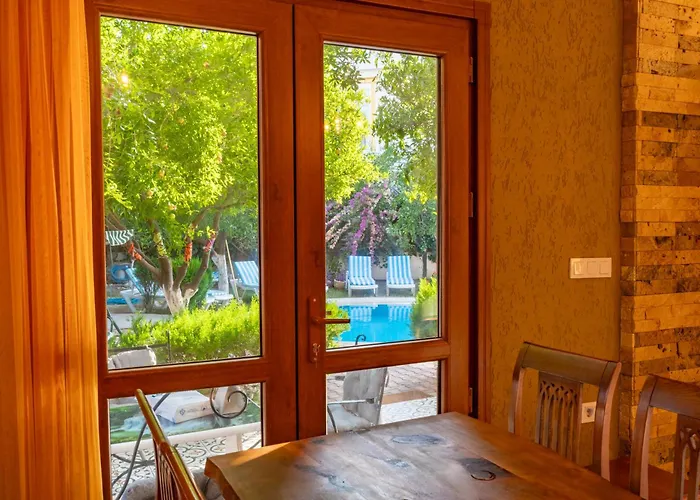 -villa Vildan- 12 Kisilik Oezel Havuzlu 6 Odali Hébergement de vacances *