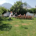 Case de vacanță -villa Vildan- 12 Kisilik Oezel Havuzlu 6 Odali Kemer