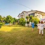 -villa Vildan- 12 Kisilik Oezel Havuzlu 6 Odali Kemer