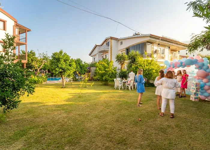 -villa Vildan- 12 Kisilik Oezel Havuzlu 6 Odali Кемер