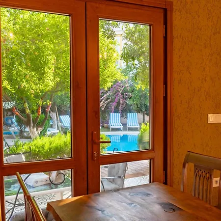 -villa Vildan- 12 Kisilik Oezel Havuzlu 6 Odali Holiday home *